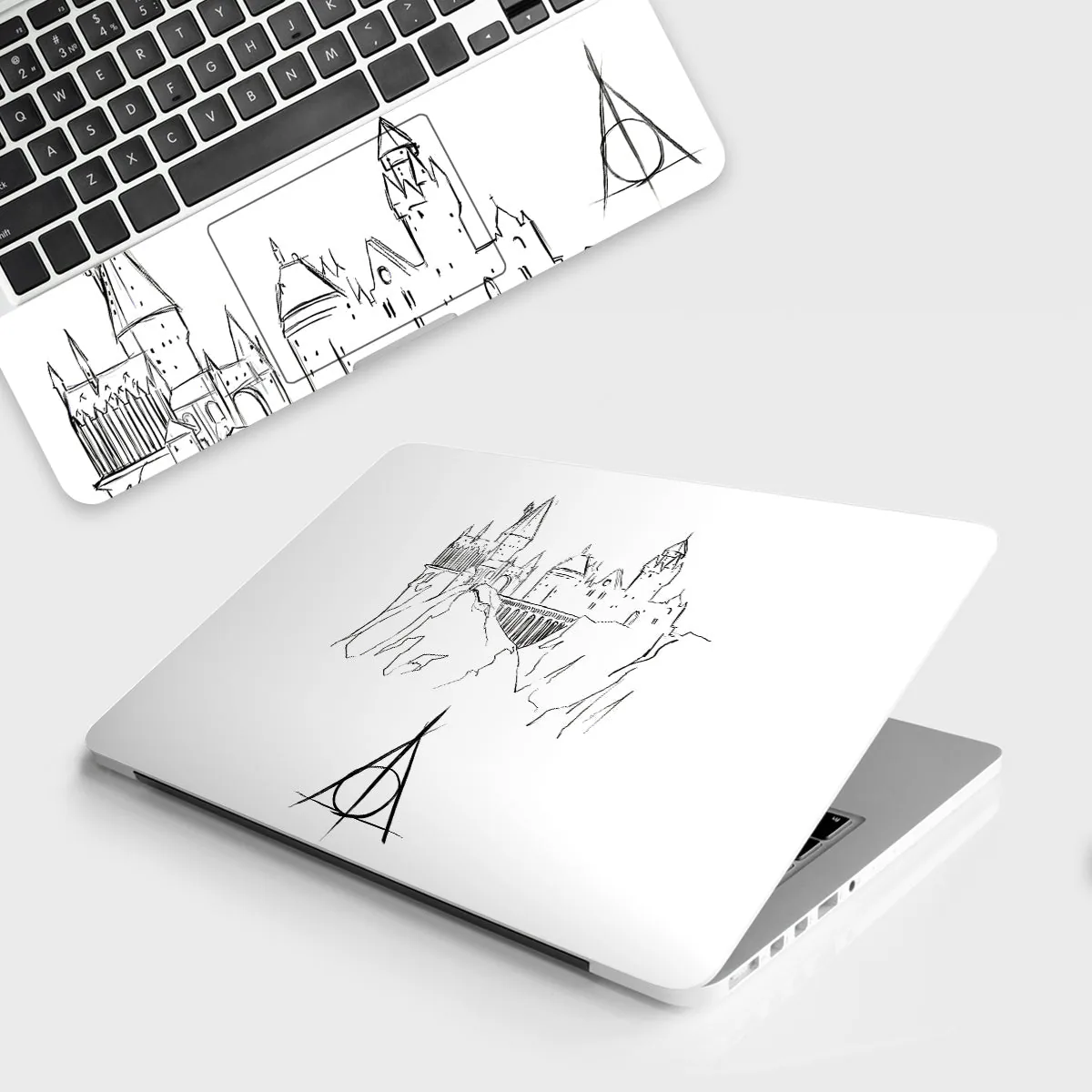Monochrome Sketch of Hogwarts laptop skin - Movies vinyl skin by Thuk Store